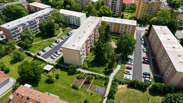 Dokončená revitalizace vnitrobloků Na Hraničkách